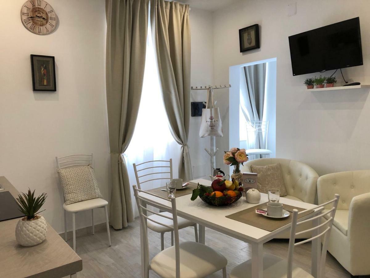 Protea House Apartment อาลเกโร ภายนอก รูปภาพ